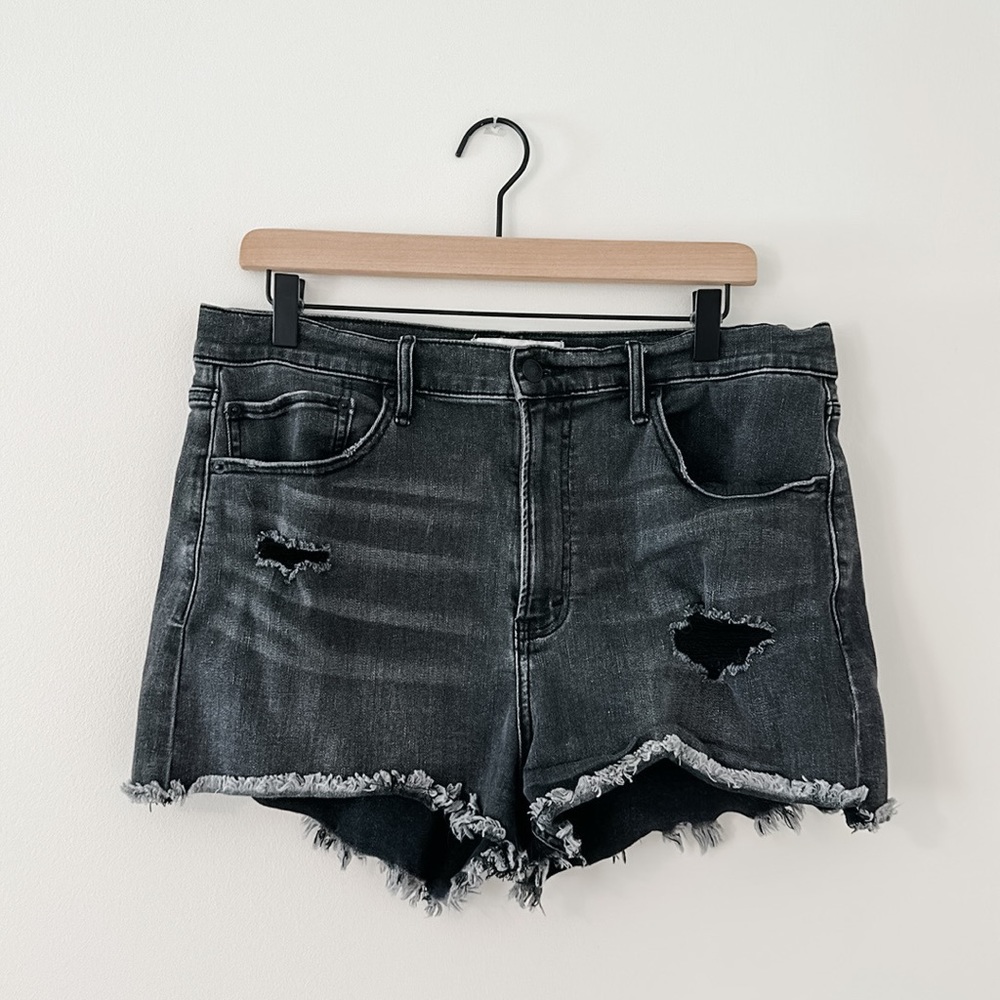 ABERCROMBIE JEAN SHORTS!